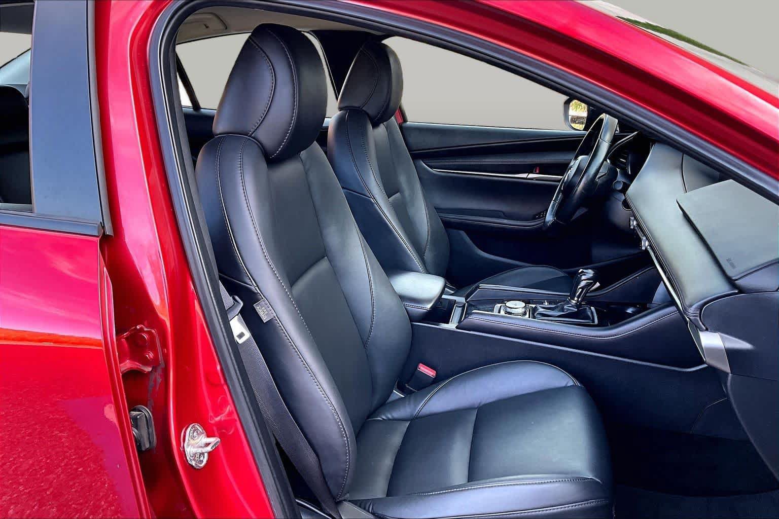 Used 2024 MAZDA MAZDA3 s FWD image 8