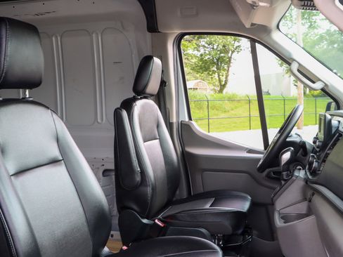 Used 2023 Ford Transit 250 148 High Roof Extended AWD image 25
