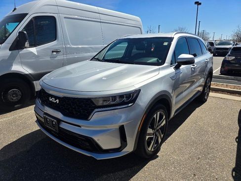 Used 2024 Kia Sorento EX image 1