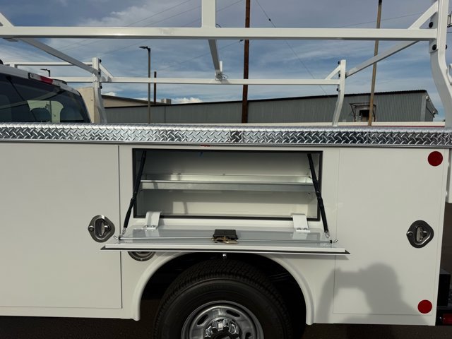 New 2027 Ford F250 XL w/ XL Chrome Package AWD/4WD image 13