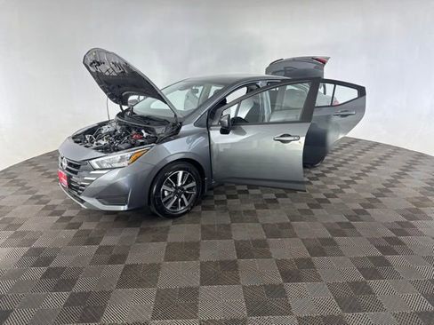 Certified 2025 Nissan Versa SV w/ Trunk Package FWD image 10