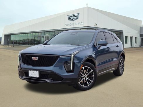 Used 2025 Cadillac XT4 Sport w/ Cold Weather Package FWD image 1