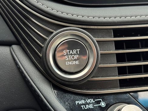 Used 2022 Lexus LS 500 image 24