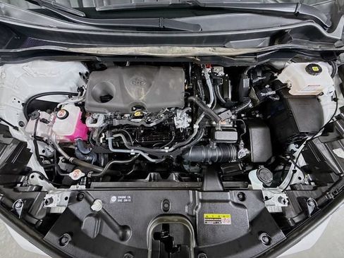 Certified 2022 Toyota Sienna XLE w/ XLE Plus Package FWD image 35