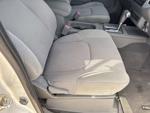 Used 2019 Nissan Frontier SV w/ Value Truck Package image 11