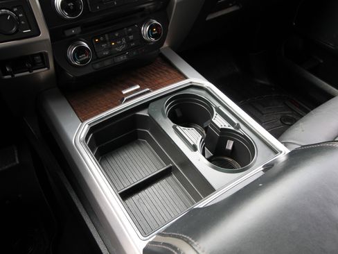 Used 2017 Ford F250 Platinum w/ Platinum Ultimate Package image 39