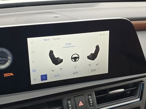 Used 2025 Lexus ES 350 w/ Premium Package FWD image 26