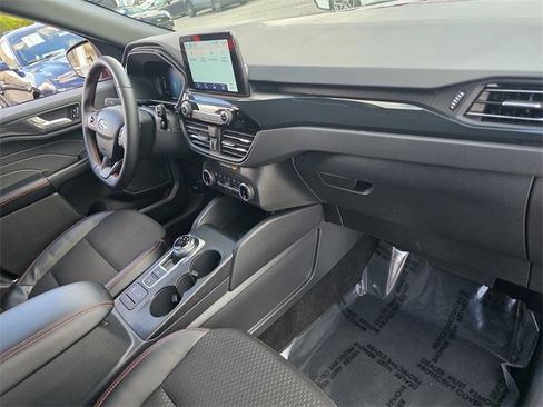 Certified 2025 Ford Escape ST-Line image 16