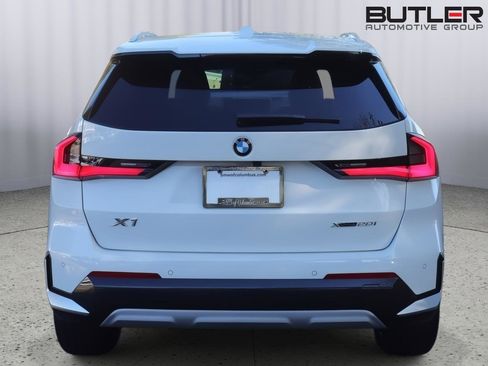 Used 2026 BMW X1 xDrive28i w/ Technology Package image 6