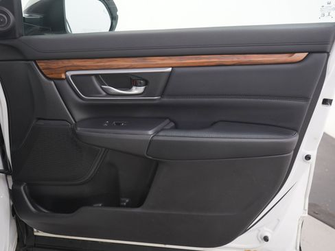 Used 2017 Honda CR-V Touring image 12