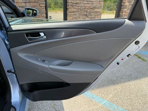 Used 2013 Hyundai Sonata Limited FWD image 23