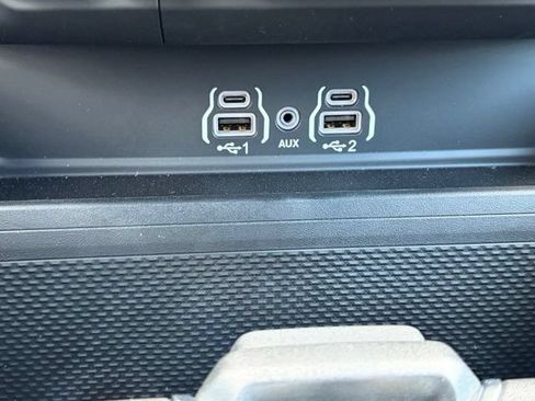 New 2026 RAM 2500 Big Horn AWD/4WD image 22