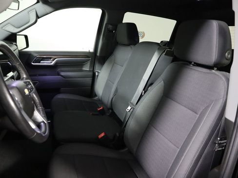Used 2022 Chevrolet Silverado 1500 LT image 16