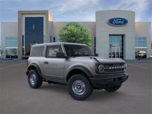 New 2025 Ford Bronco 2-Door image 7