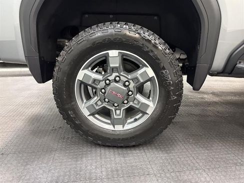 New 2026 GMC Sierra 2500 SLE w/ SLE Value Package; AWD/4WD image 9
