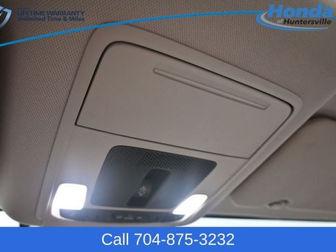 Used 2025 Honda CR-V EX-L image 36