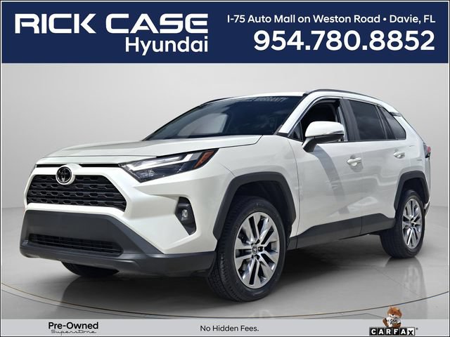 Used 2022 Toyota RAV4 XLE Premium FWD image 1