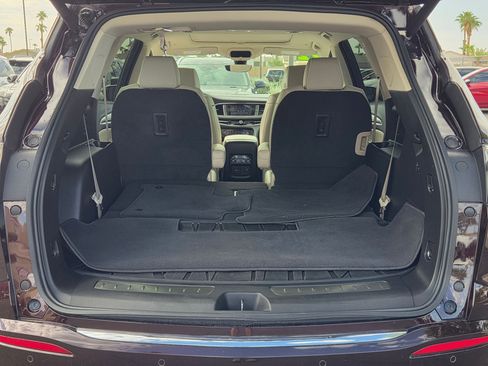 Used 2022 Buick Enclave Avenir w/ Avenir Technology Package image 7