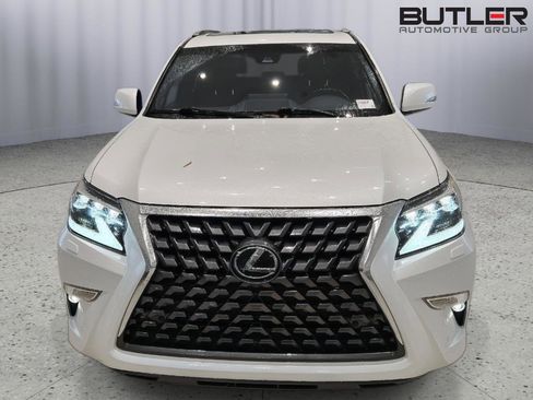 Used 2023 Lexus GX 460 Premium w/ Premium Plus Package image 3