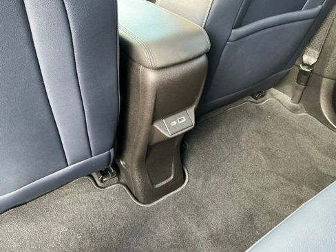 Used 2022 Chevrolet Bolt EUV Premier w/ Sun & Sound Package image 41