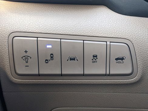 Used 2021 Hyundai Tucson Limited w/ Cargo Package image 19