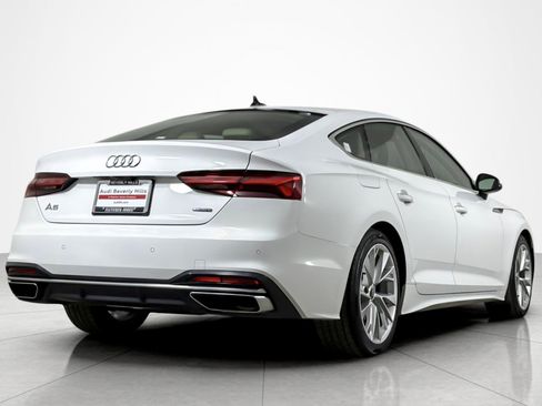 Used 2022 Audi A5 2.0T Premium image 5