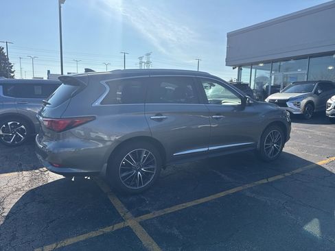 Used 2017 INFINITI QX60 AWD w/ Premium Plus Package image 8