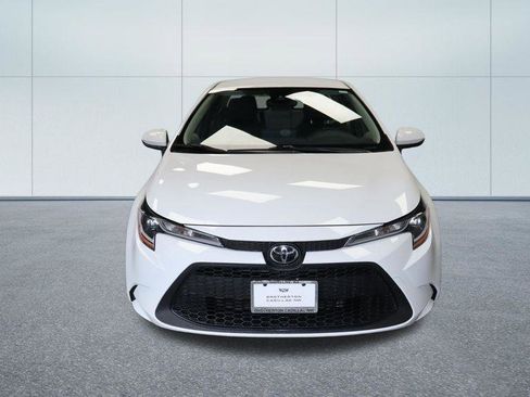 Used 2022 Toyota Corolla LE FWD image 10