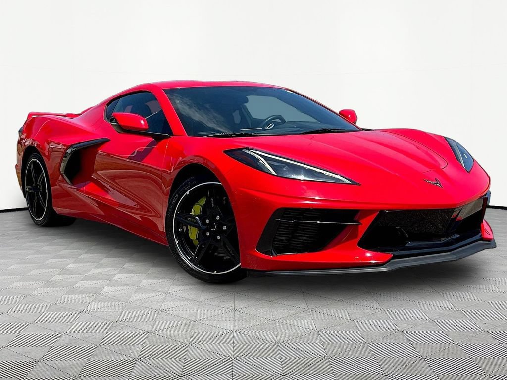Used 2020 Chevrolet Corvette Stingray Coupe w/ Z51 Performance Package RWD image 4