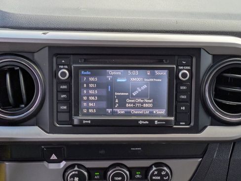 Used 2019 Toyota Tacoma SR5 image 19