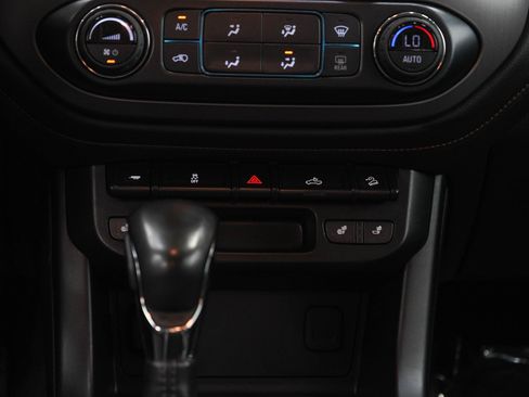 Used 2022 GMC Canyon AT4 AWD/4WD image 19