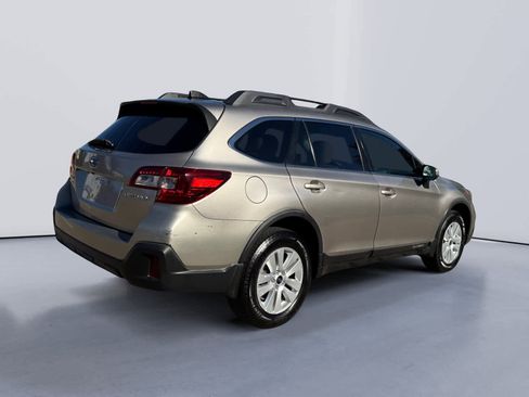 Used 2018 Subaru Outback 2.5i Premium w/ Protection Package #1 image 3