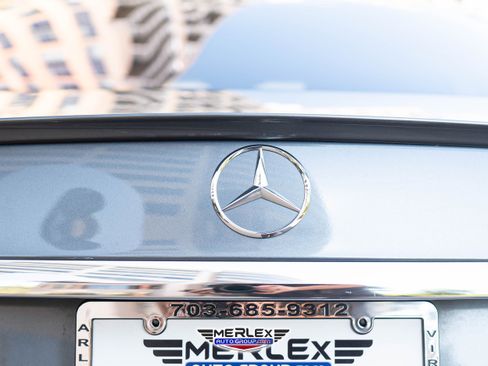 Used 2018 Mercedes-Benz S 560 4MATIC Sedan image 48