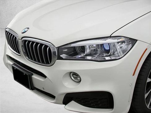 Used 2019 BMW X6 xDrive50i w/ M Sport Package image 7