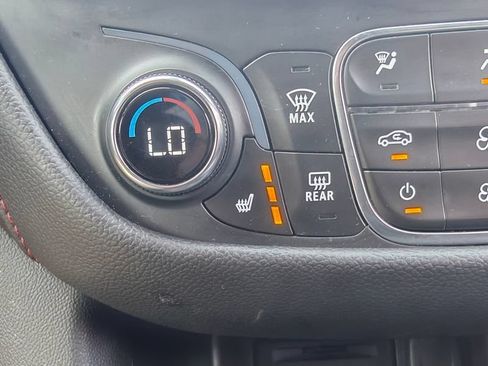 Used 2022 Chevrolet Equinox RS w/ Infotainment Package AWD/4WD image 34
