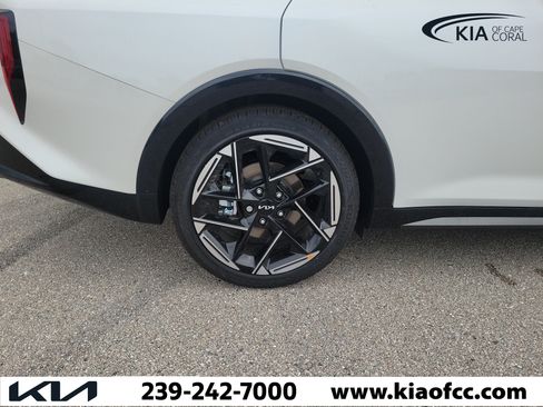 New 2026 Kia K4 GT-Line Turbo FWD image 9