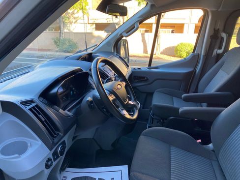 Used 2016 Ford Transit 350 XL image 27