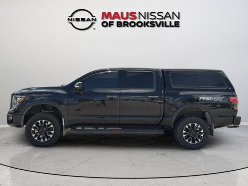 Used 2021 Nissan Titan PRO-4X w/ Pro-4x Convenience Package AWD/4WD image 6