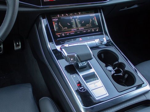 Used 2025 Audi SQ7 Prestige image 21