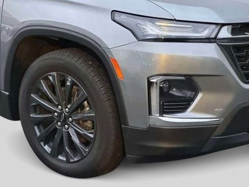 Used 2023 Chevrolet Traverse RS AWD/4WD image 7