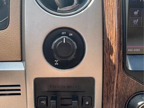 Used 2013 Ford F150 Lariat w/ Luxury Equipment Group RWD image 16