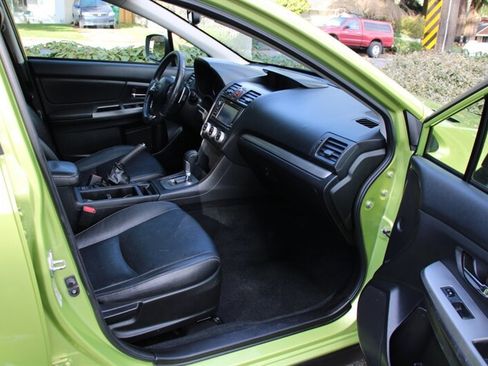 Used 2014 Subaru Crosstrek Touring image 15