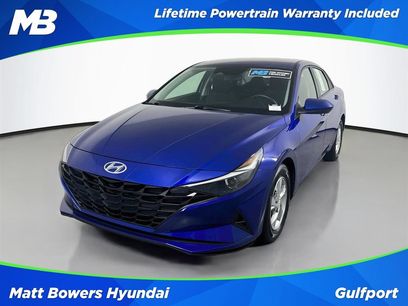 Certified 2022 Hyundai Elantra SE