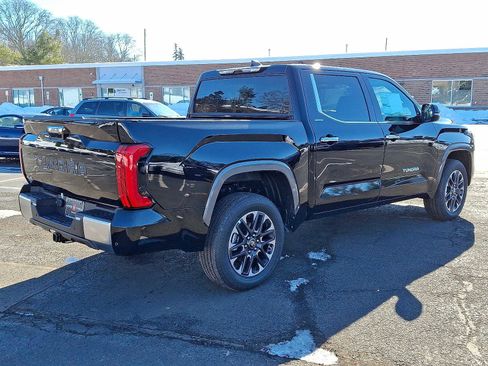 New 2025 Toyota Tundra Limited image 12