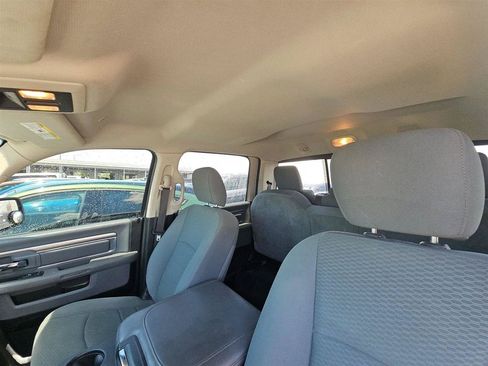 Used 2019 RAM 1500 Classic SLT w/ Luxury Group AWD/4WD image 20