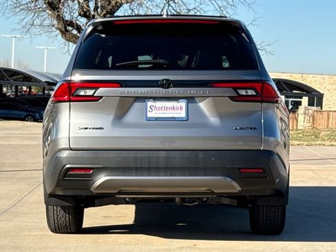 New 2026 Toyota Grand Highlander Limited image 7