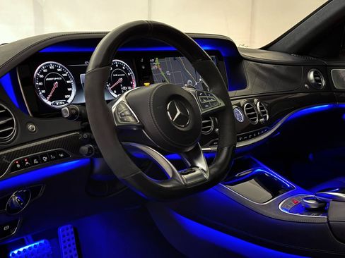 Used 2016 Mercedes-Benz S 63 AMG 4MATIC Sedan w/ Rear Seat Package image 25