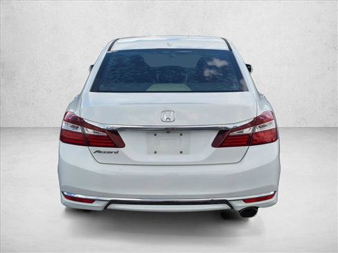 Used 2016 Honda Accord EX image 6