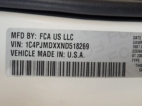 Used 2022 Jeep Cherokee Limited AWD/4WD image 33