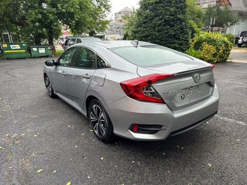 Used 2016 Honda Civic EX-L image 4